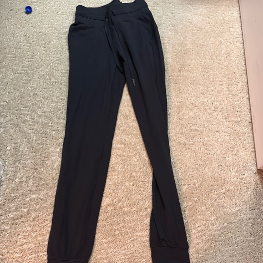 Black Lululemon Jogger Sz 0